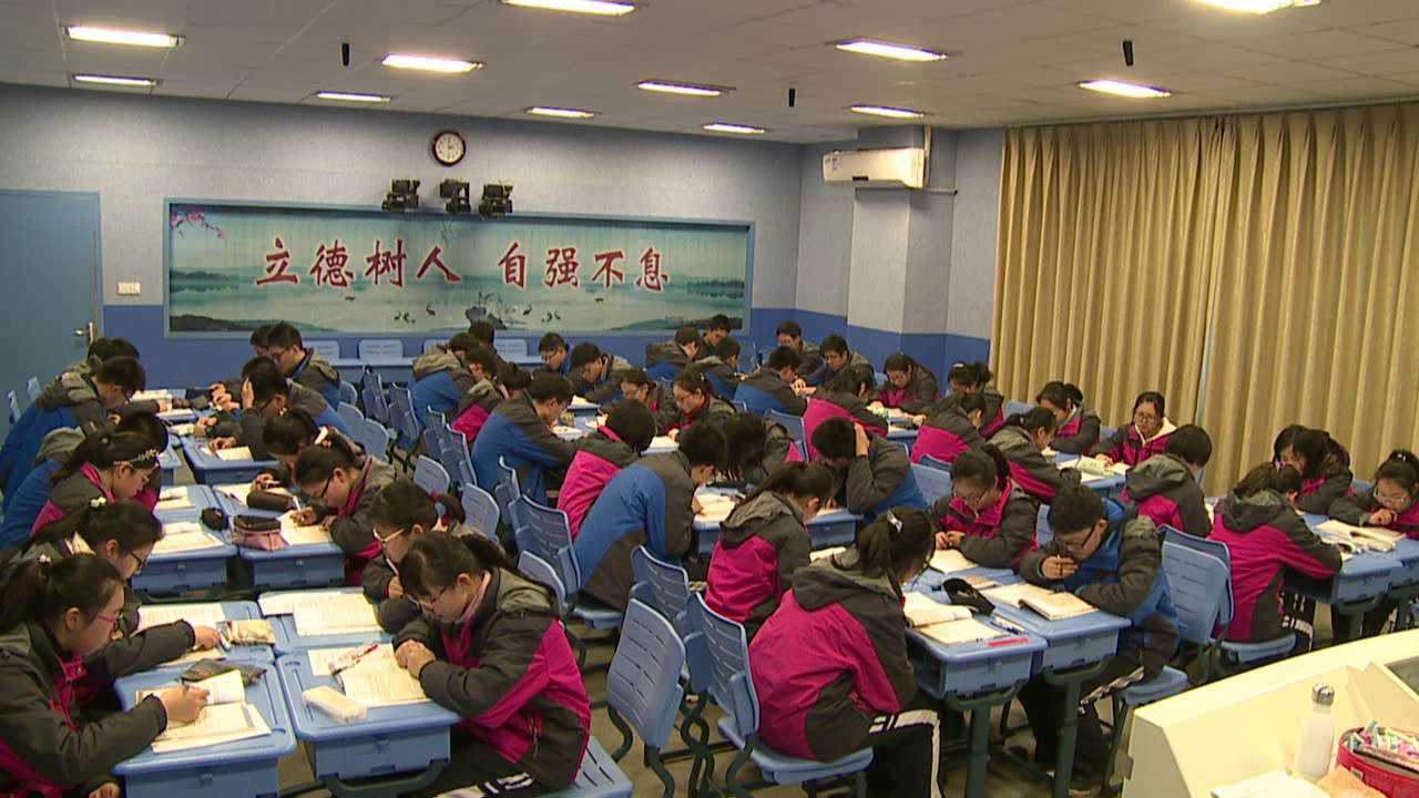 译林版英语模块三《Reading(1)：English and its history》江苏陈老师-市一等奖