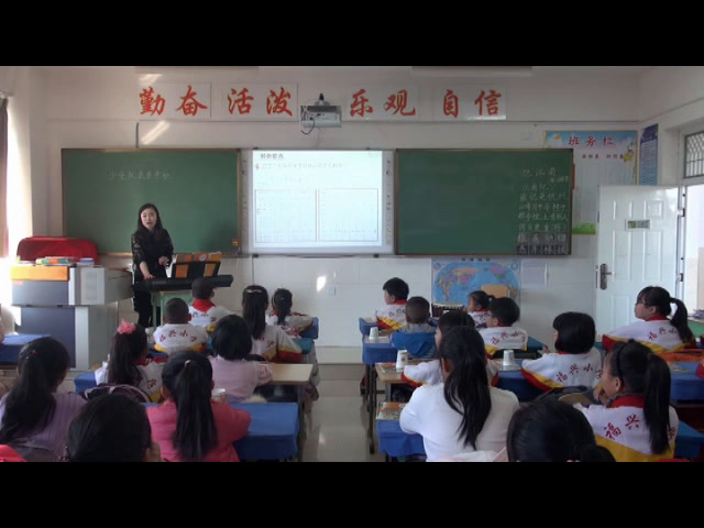 人教版音乐四下《少先队员采茶歌》内蒙李老师-省一等奖