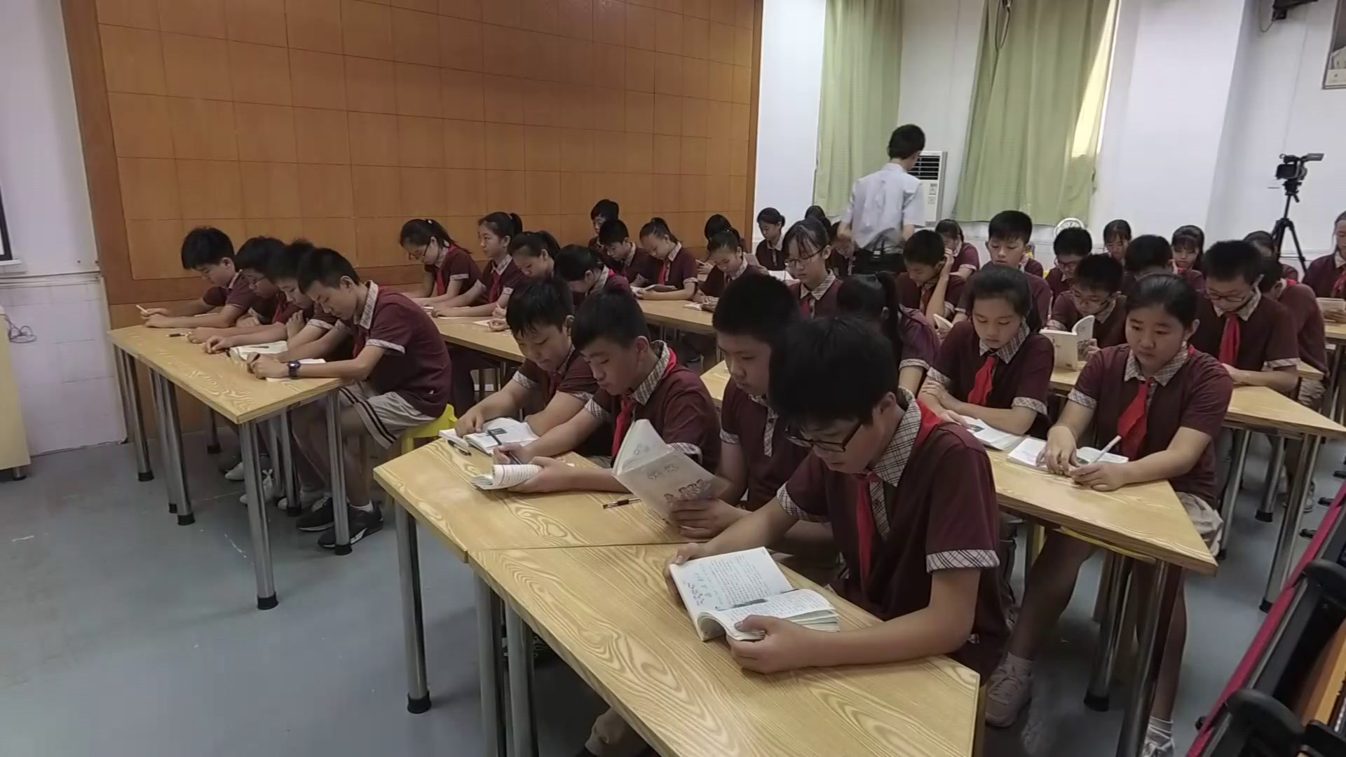 部编版语文六下《12.为人民服务》广东王老师-全国一等奖