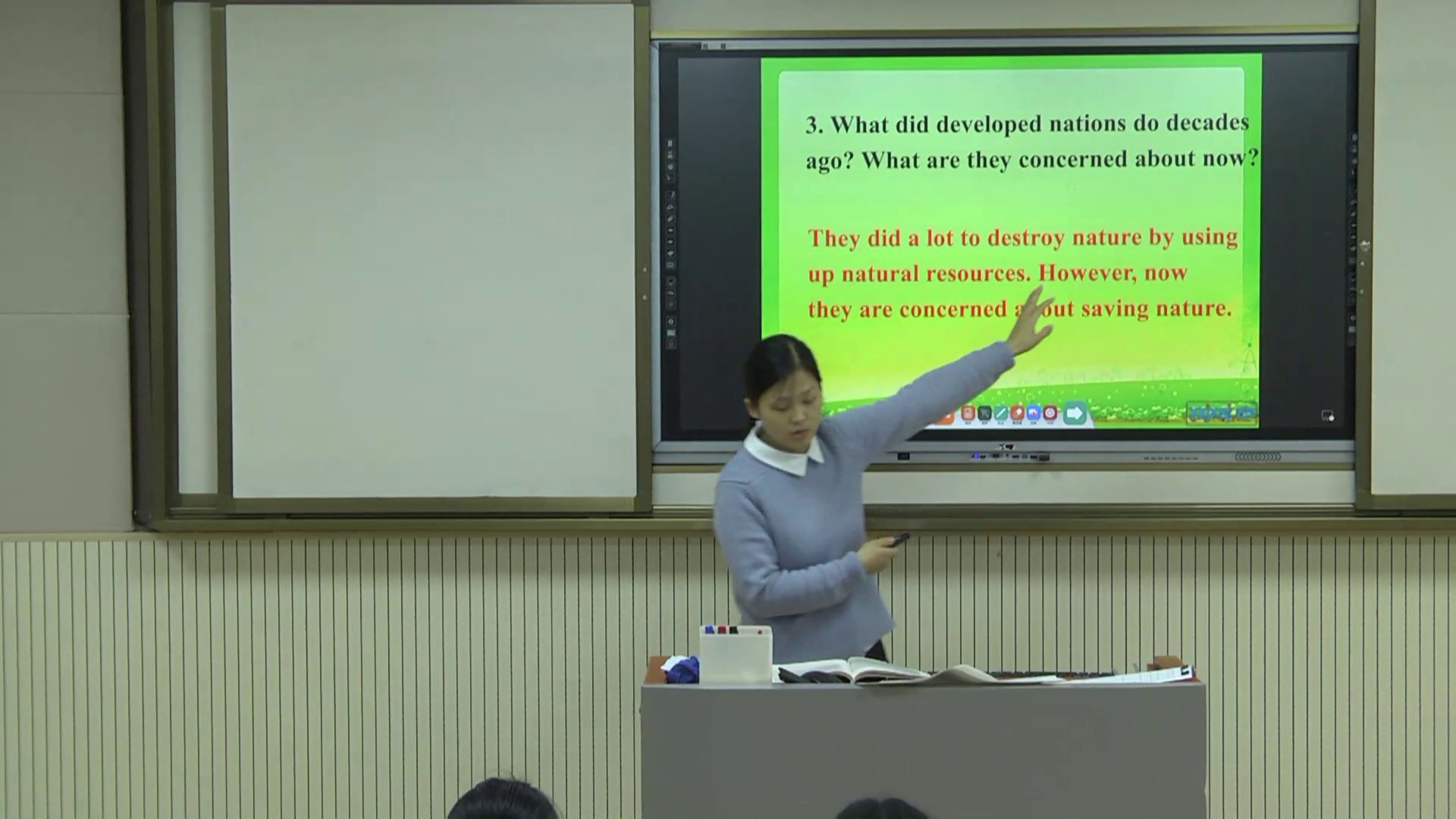 译林版英语模块五《Project(1)：Having a debate》江苏郭老师-市一等奖