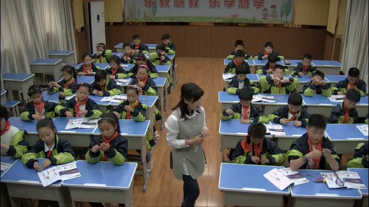 湘美版美术四下《11.有趣的线造型》安徽张老师-市一等奖