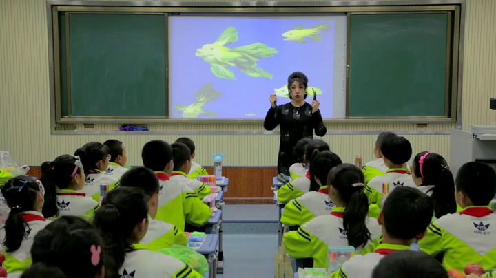 湘美版美术四下《5.蔬果的联想》甘肃张老师-全国一等奖