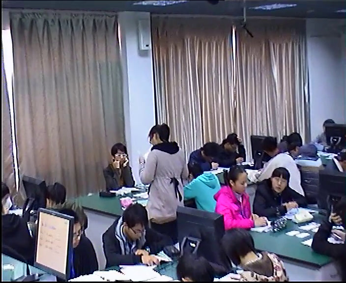 译林版英语模块六《Task(1)：Writing an article about problems and solutions：Skills building 》江苏老师-市一等奖