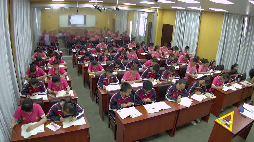 湘教版数学八下《4.3正比例函数的图象与性质》广西张老师-全国一等奖
