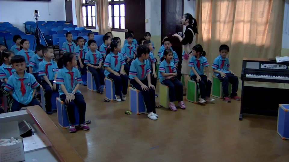 湘文艺版音乐二下《（演唱）月圆曲》福建江老师-市一等奖