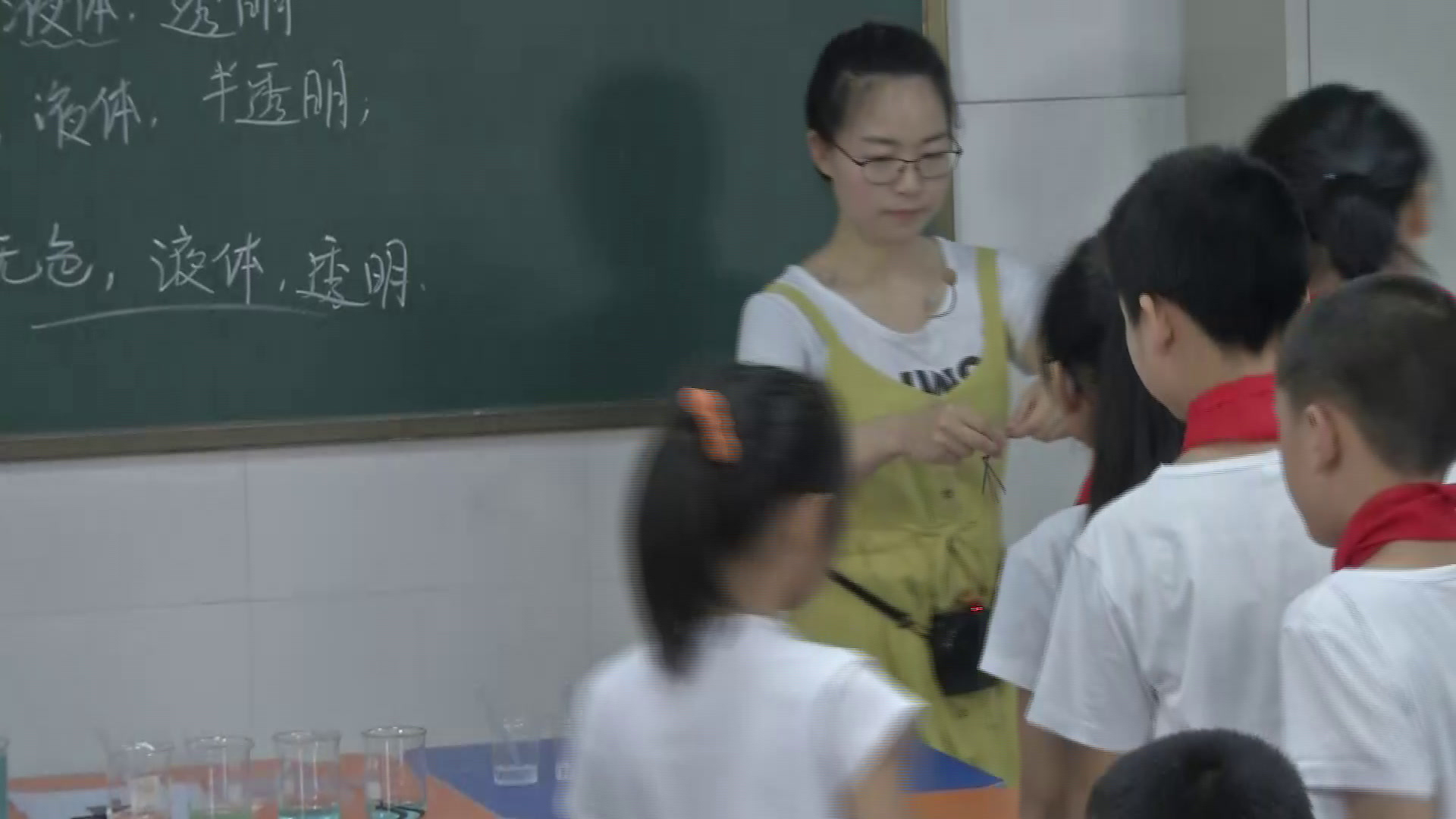 教科版科学六下《化学变化伴随的现象》湖北秦老师-市一等奖