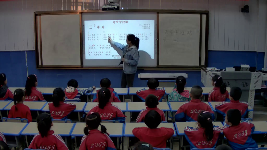 湘文艺版音乐二下《（听赏）四小天鹅》山西陈老师-县级优课