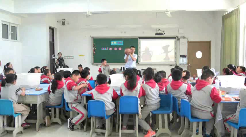 冀美版美术三下《10.泥捏器皿》河北郭老师-省一等奖