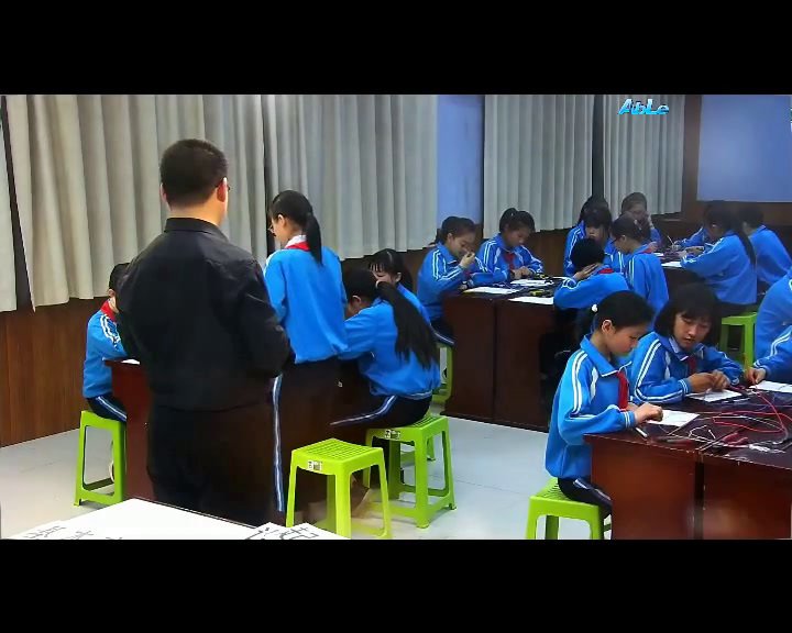 冀美版美术六下《4.线材成型》河北任老师-市一等奖