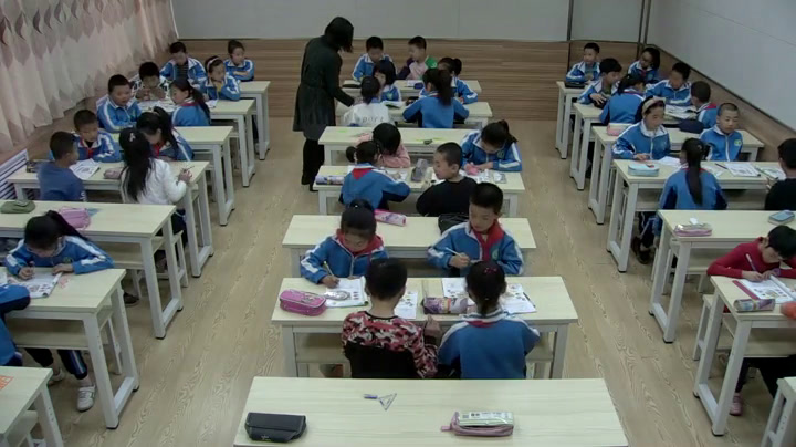 冀人2001版科学三下《2塑料》河北朱老师-市一等奖