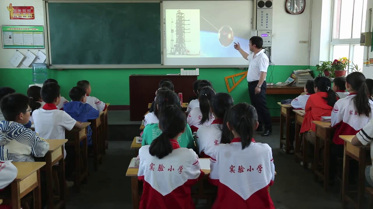 冀人2001版科学六下《16在太空中生活》河北耿老师-县级优课