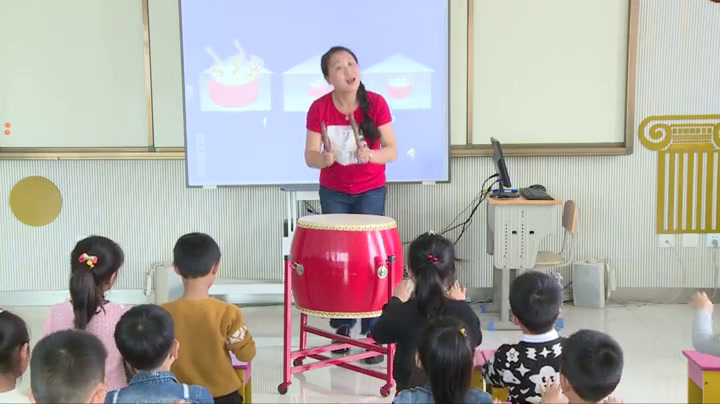 苏少版音乐一下《奏小鼓响咚咚》江苏李老师-市一等奖