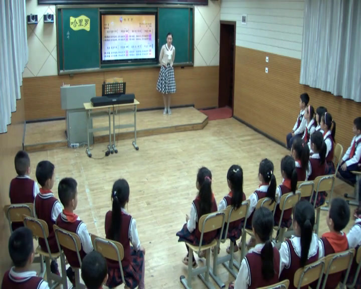 苏少版音乐一下《唱彝家娃娃真幸福哈里罗》贵州杨老师-省一等奖