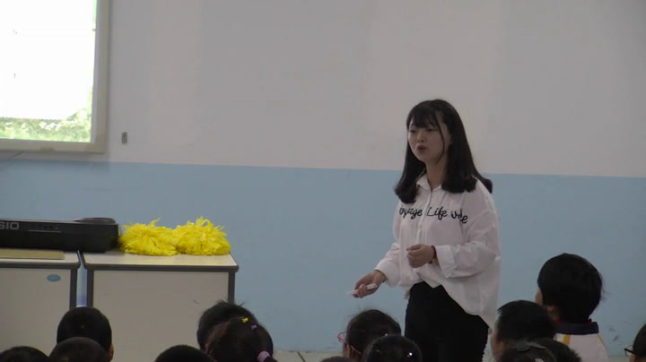 苏少版音乐四下《听森林与小鸟沉思》江苏赵老师-县级优课