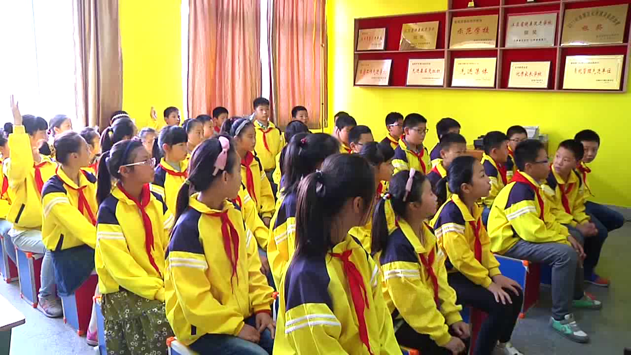 苏少版音乐五下《听美丽的喀纳斯湖（选段）森林狂想曲》江苏董老师-市一等奖
