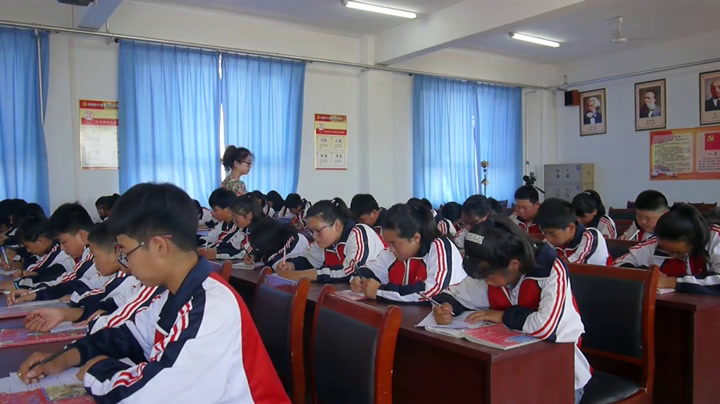 冀教版英语七下《Lesson 15 Making a Difference》河北胡老师-全国一等奖