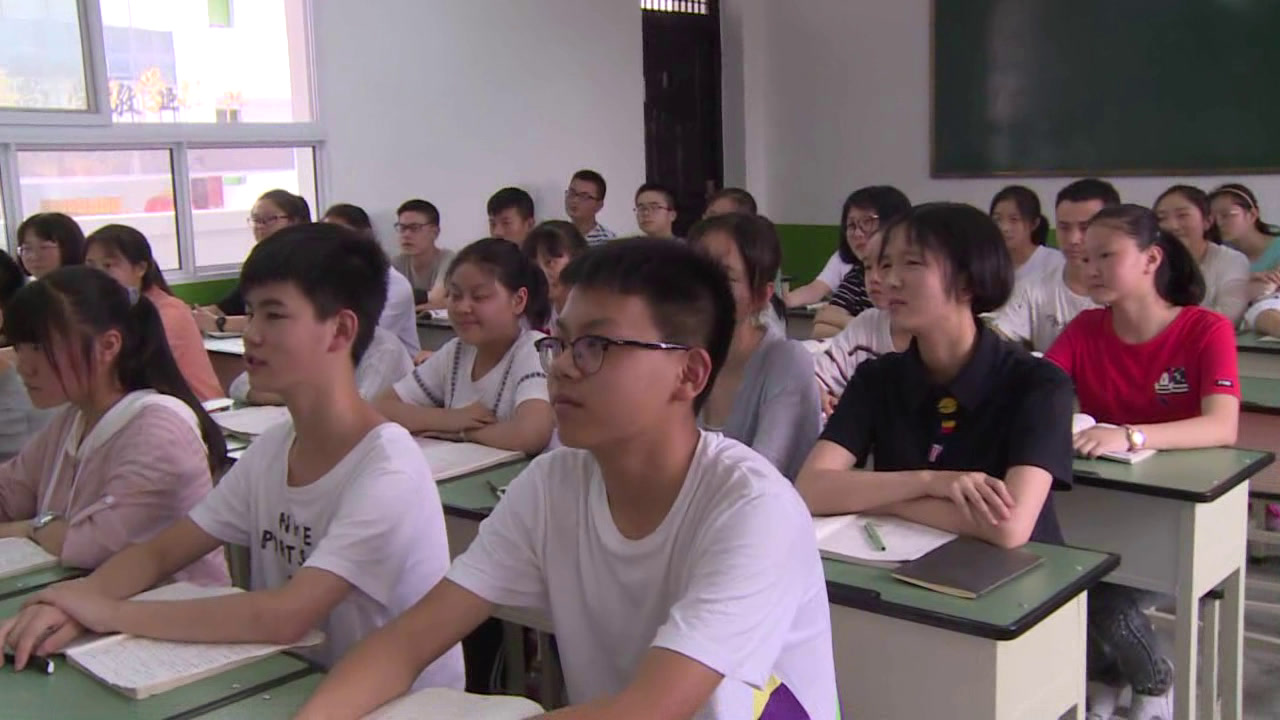 冀教版英语八下《Lesson 46 Protect Our Environment》陕西张老师-全国一等奖