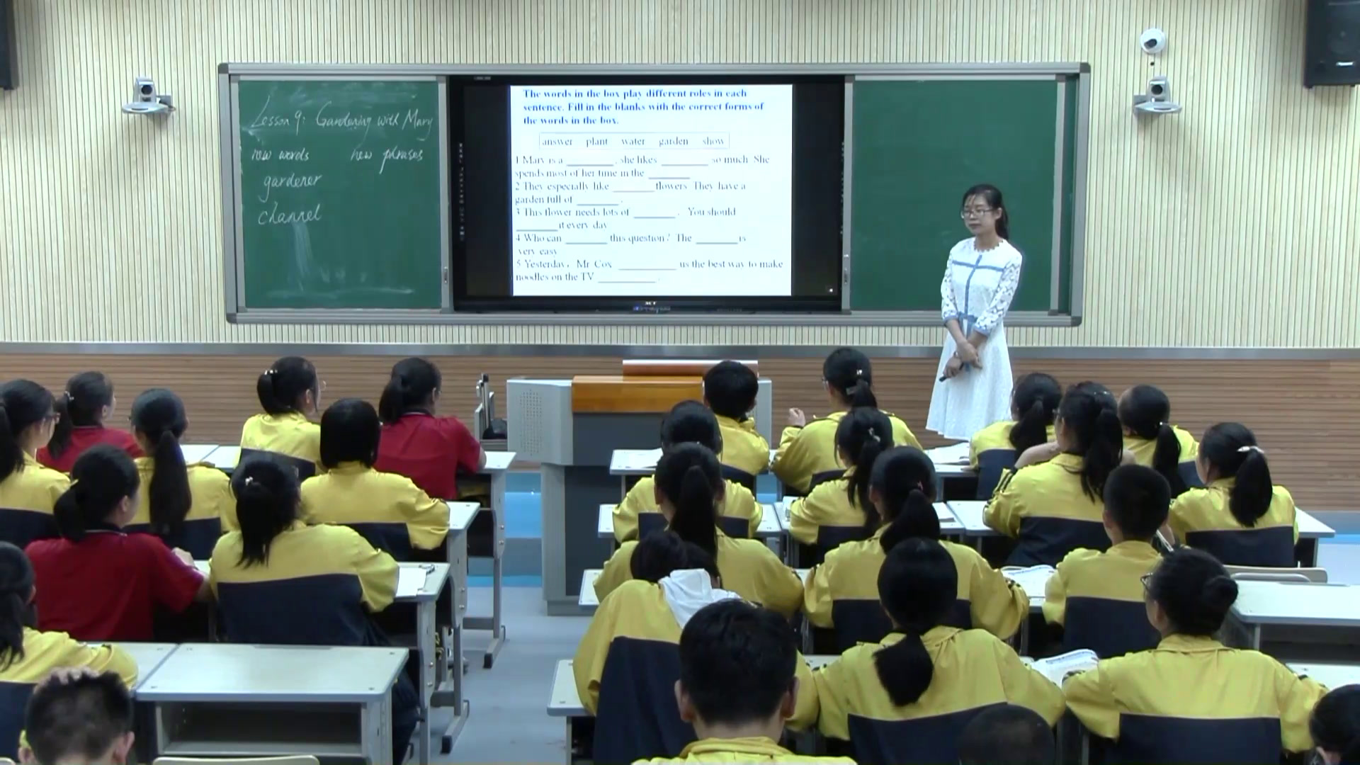 冀教版英语八下《Lesson 9 Gardening with Mary》河北武老师-全国一等奖