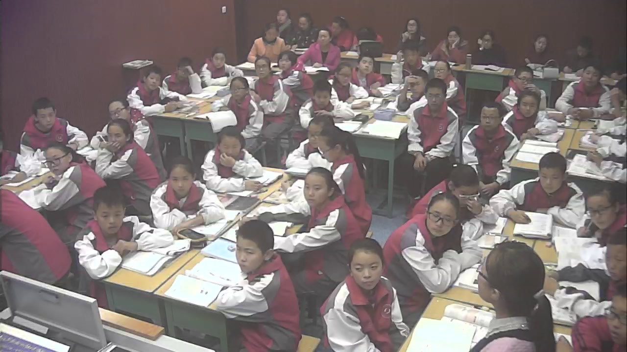 华东师大版数学八上《用提公因式法进行因式分解》山西王老师-市一等奖
