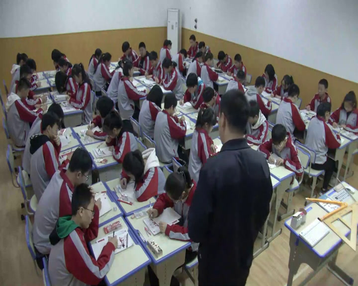 冀教版数学八上《13.4三角形的尺规作画》河北刘老师-市一等奖