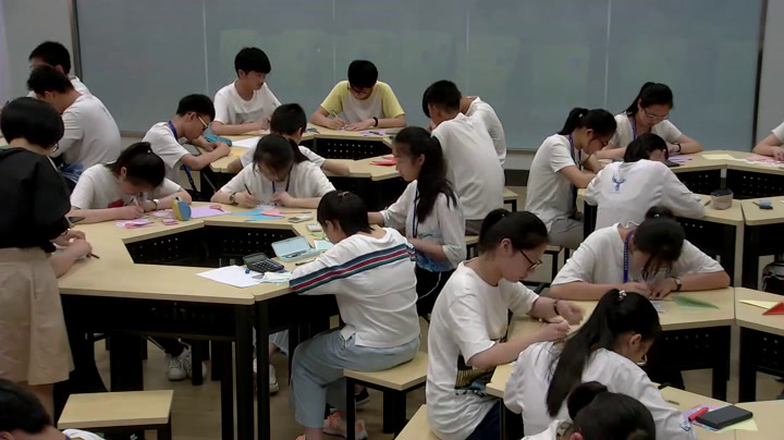 苏科版数学八上《数学活动有关“实数”的课题研究》江苏顾老师-县级优课