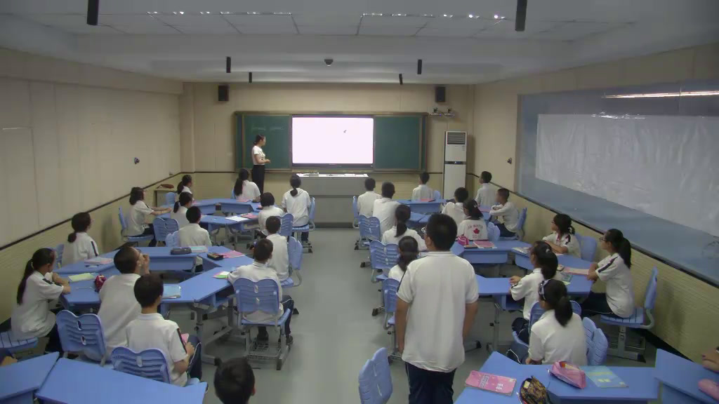 牛津译林版英语七上《Grammar：Personal pronouns (subject and object forms)》江苏陈老师-县级优课